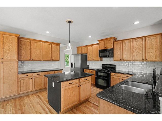 711 Briar Ridge Ct, Castle Pines, CO 80108