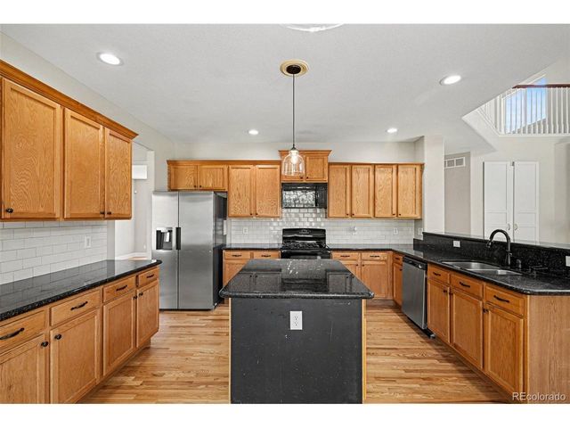 711 Briar Ridge Ct, Castle Pines, CO 80108