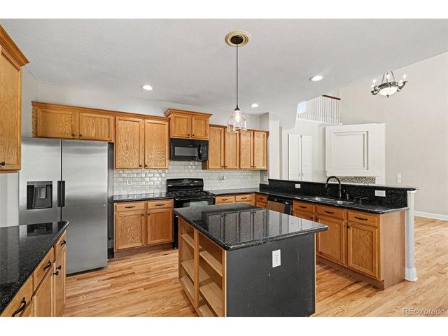 711 Briar Ridge Ct, Castle Pines, CO 80108
