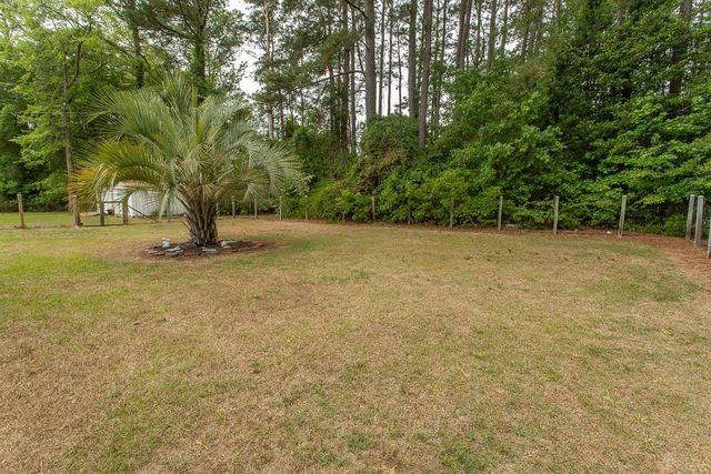 2260 Harvey Rd., Loris, SC 29569