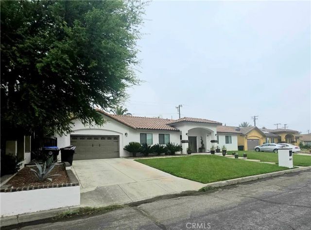 3921 La Hacienda, San Bernardino, CA 92404