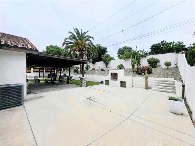 3921 La Hacienda, San Bernardino, CA 92404
