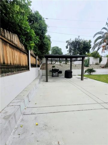 3921 La Hacienda, San Bernardino, CA 92404