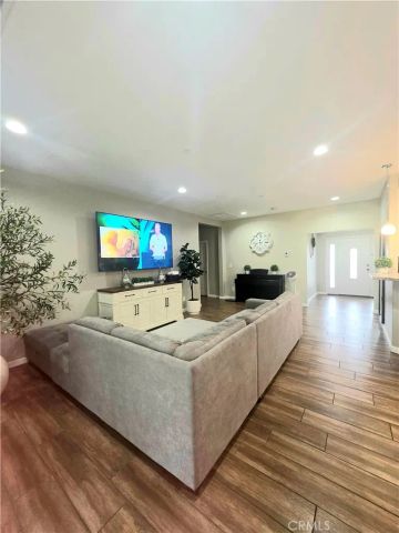 3921 La Hacienda, San Bernardino, CA 92404
