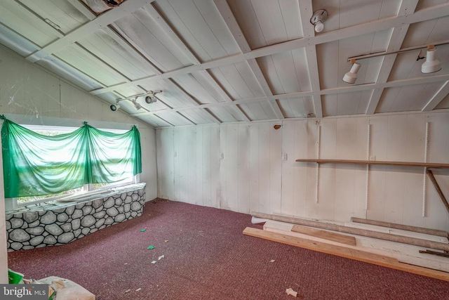 602 E 1ST ST, Mineral, VA 23117