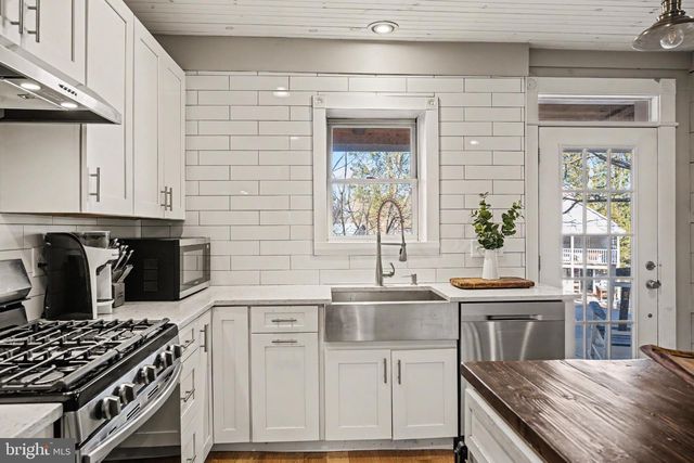 4934 RIVER RD, New Hope, PA 18938