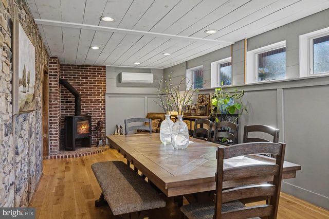 4934 RIVER RD, New Hope, PA 18938