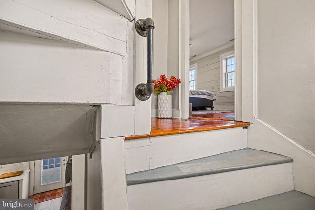 4934 RIVER RD, New Hope, PA 18938