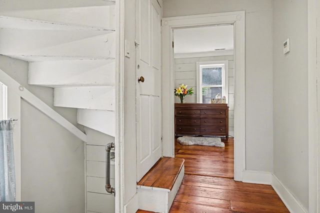 4934 RIVER RD, New Hope, PA 18938