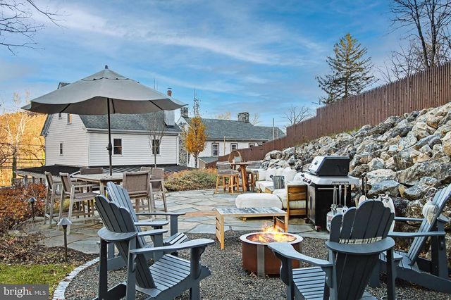 4934 RIVER RD, New Hope, PA 18938