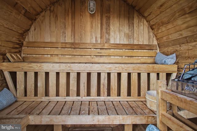 4934 RIVER RD, New Hope, PA 18938