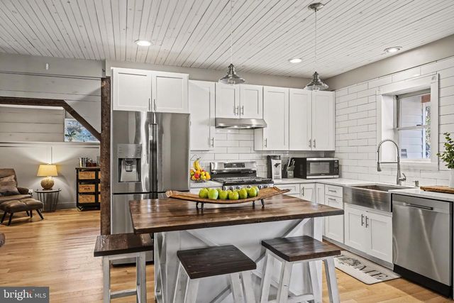 4934 RIVER RD, New Hope, PA 18938