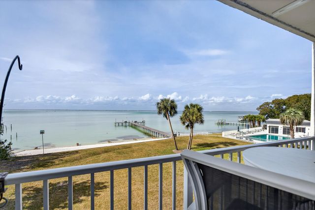 151 Calhoun Avenue 301, Destin, FL 32541