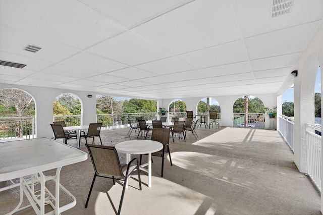 151 Calhoun Avenue 301, Destin, FL 32541