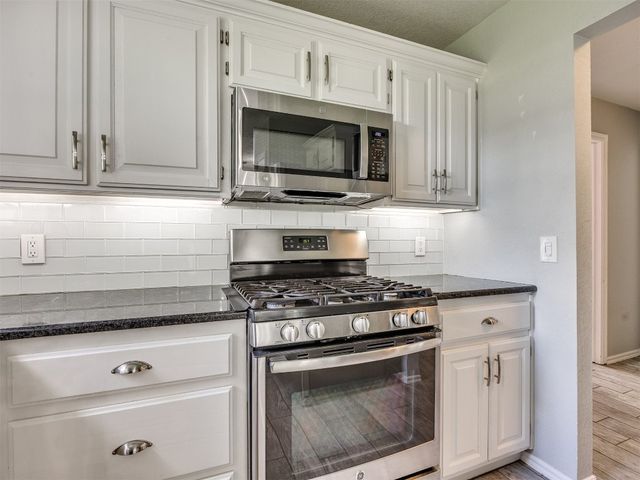 2824 Creekview Place, Norman, OK 73071