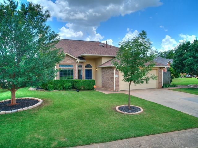 2824 Creekview Place, Norman, OK 73071