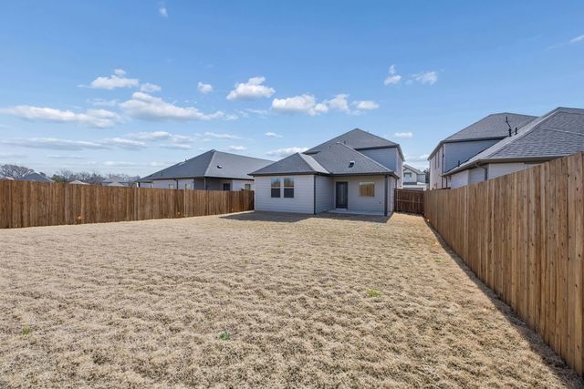 1221 Wolfsbane Drive, Lavon, TX 75166