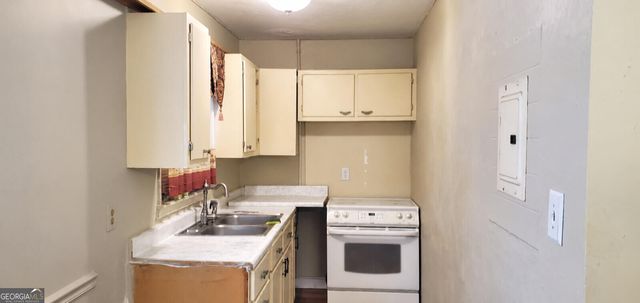 2739 Deeb Drive, Macon, GA 31206