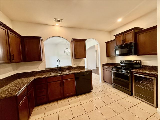 205 Oriole Drive, Anna, TX 75409