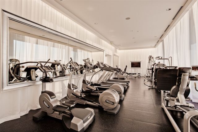 2200 Victory Avenue 707, Dallas, TX 75219