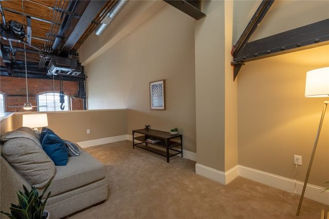 413 CENTRAL Avenue 4-214, Pawtucket, RI 02861