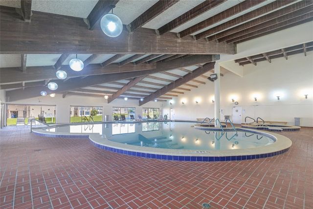 9020 Sunrise Lakes Boulevard 304, Sunrise, FL 33322