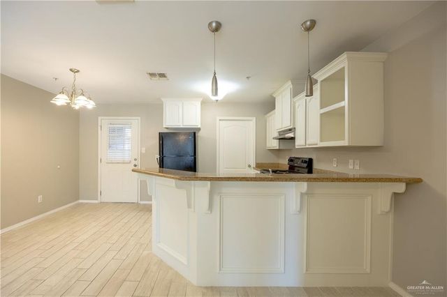 110 S 48th Lane, Mcallen, TX 78501