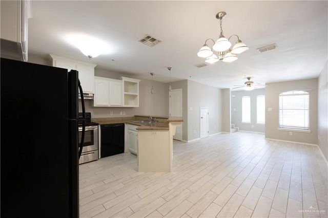 110 S 48th Lane, Mcallen, TX 78501