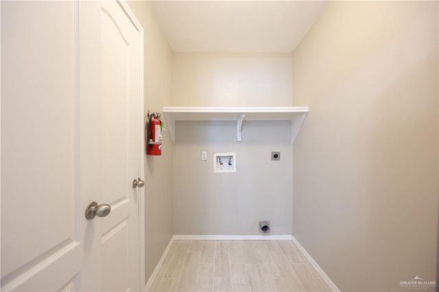 110 S 48th Lane, Mcallen, TX 78501