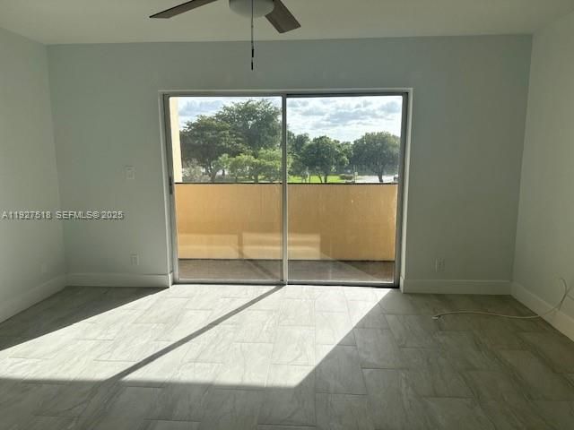 3905 N Nob Hill RD 304, Sunrise, FL 33351