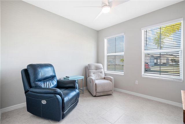 6187 Red Maple Manor, Vero Beach, FL 32966