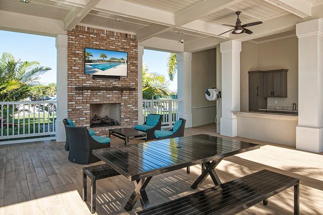 6187 Red Maple Manor, Vero Beach, FL 32966