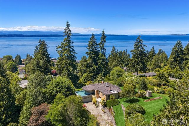 9421 190th Place SW, Edmonds, WA 98020