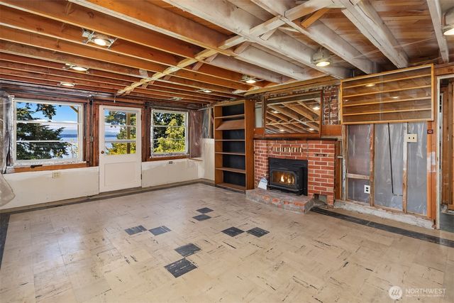 9421 190th Place SW, Edmonds, WA 98020