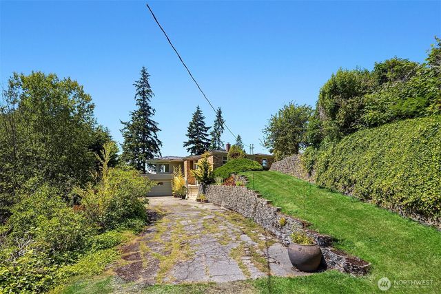 9421 190th Place SW, Edmonds, WA 98020