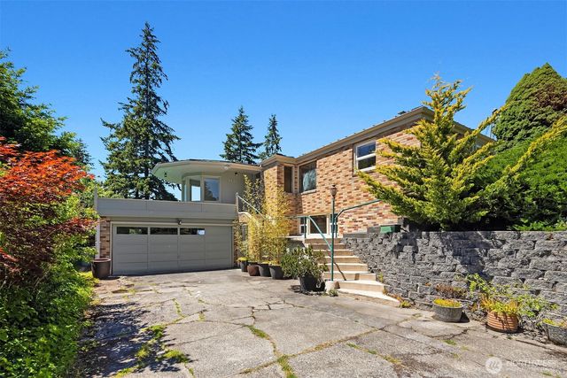 9421 190th Place SW, Edmonds, WA 98020