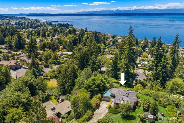 9421 190th Place SW, Edmonds, WA 98020