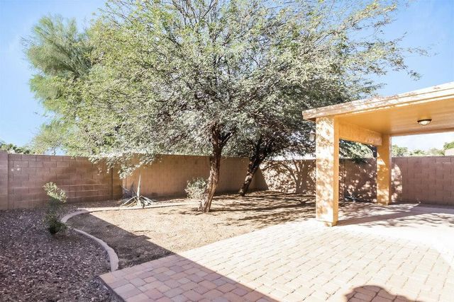 119 E Mountain View Road, San Tan Valley, AZ 85143