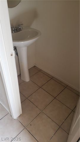 7510 PERLA DEL MAR Avenue, Las Vegas, NV 89179