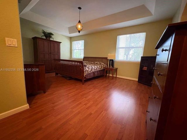 5902 SW 166th Ct, Miami, FL 33193