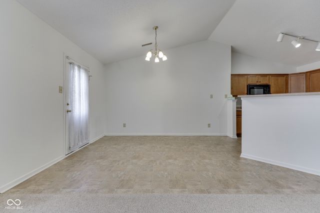5712 Grassy Bank Drive, Indianapolis, IN 46237
