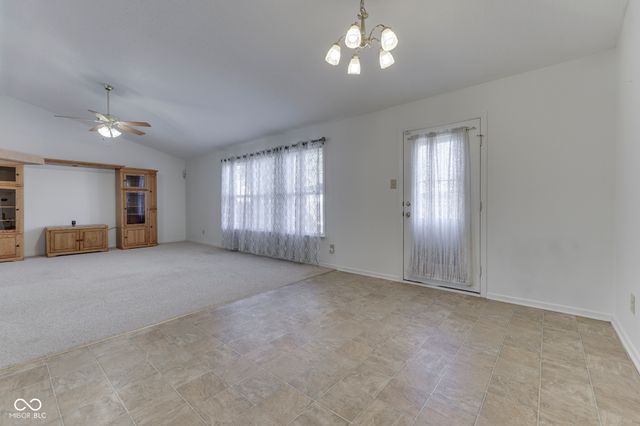 5712 Grassy Bank Drive, Indianapolis, IN 46237