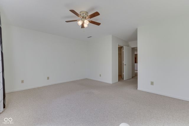 5712 Grassy Bank Drive, Indianapolis, IN 46237