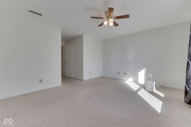 5712 Grassy Bank Drive, Indianapolis, IN 46237