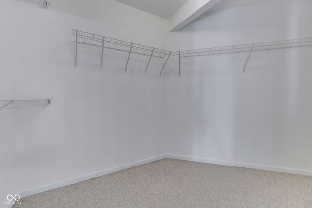 5712 Grassy Bank Drive, Indianapolis, IN 46237