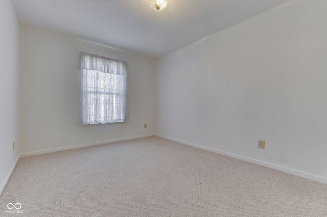 5712 Grassy Bank Drive, Indianapolis, IN 46237