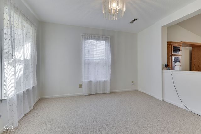 5712 Grassy Bank Drive, Indianapolis, IN 46237