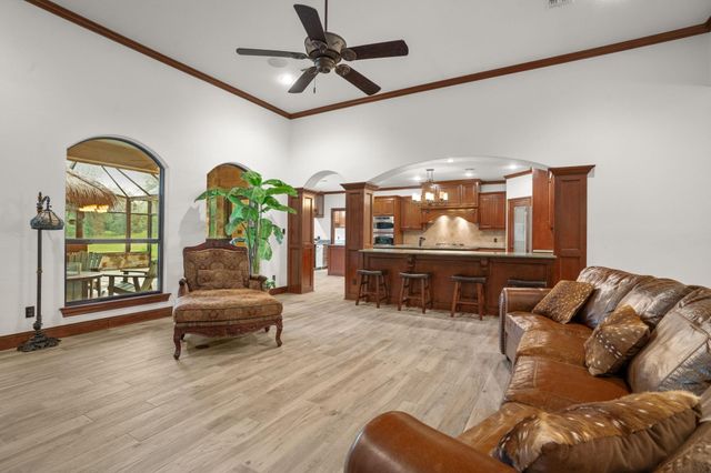 1114 Star Ridge Road, Weimar, TX 78962