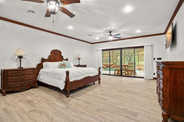 1114 Star Ridge Road, Weimar, TX 78962