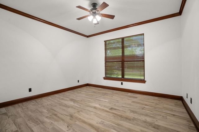 1114 Star Ridge Road, Weimar, TX 78962